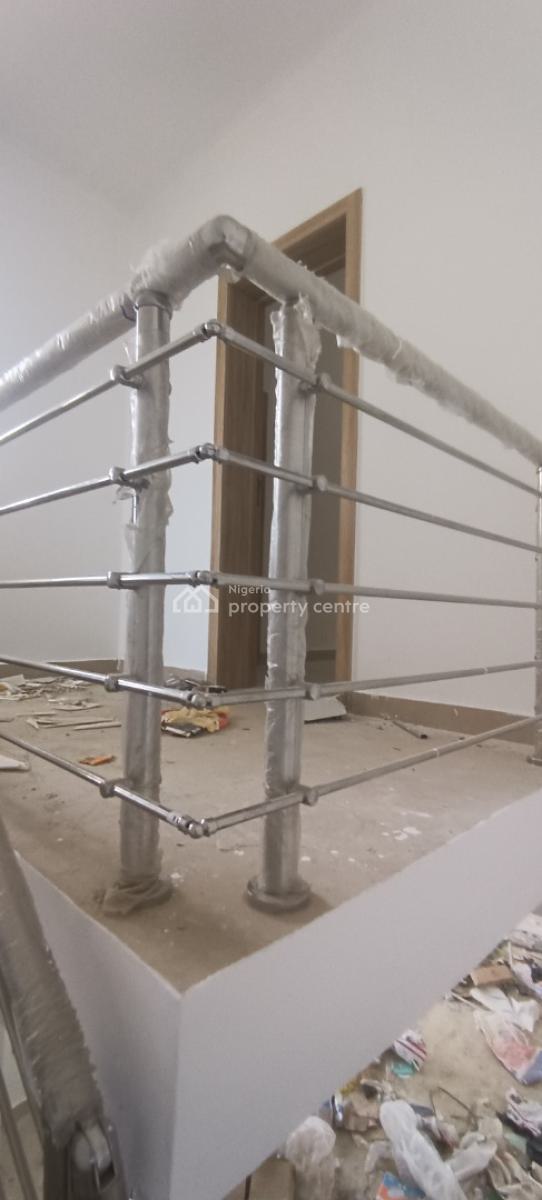 Brand New Luxury Beautiful 2 & 3 Bedroom Maisonette, Ilaje Mobile Road , Scheme 2 Estate, Ajah, Lagos, Flat / Apartment for Rent