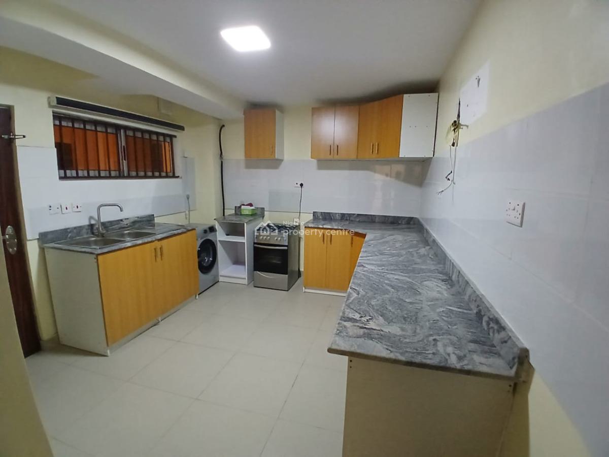 Fully Serviced 3-bedroom Apartment, Yaba, Yaba, Lagos, Flat / Apartment for Sale
