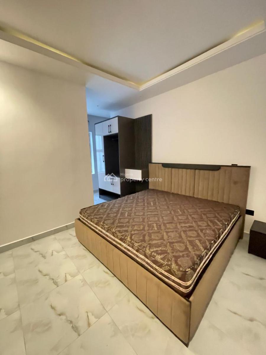 Elite 2 Bedroom Furnished Maisonette in a Secured Location, Lekki Phase 1, Lekki, Lagos, Flat / Apartment for Sale