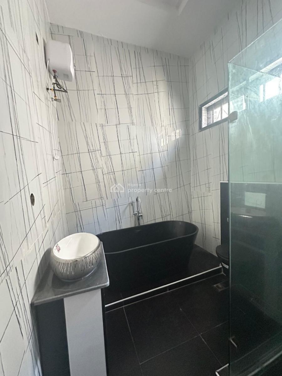 Elegant 4-bedroom Semi-detached Duplex with Bq in Prime Ikota Gra, Elegant 4-bedroom Semi-detached Duplex with Bq in Prime Ikota Gra, Lekki, Lagos, Semi-detached Duplex for Sale