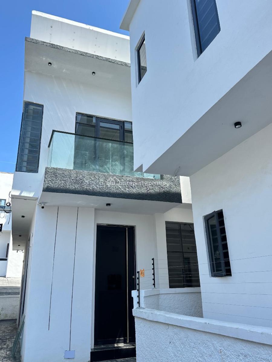 Elegant 4-bedroom Semi-detached Duplex with Bq in Prime Ikota Gra, Elegant 4-bedroom Semi-detached Duplex with Bq in Prime Ikota Gra, Lekki, Lagos, Semi-detached Duplex for Sale