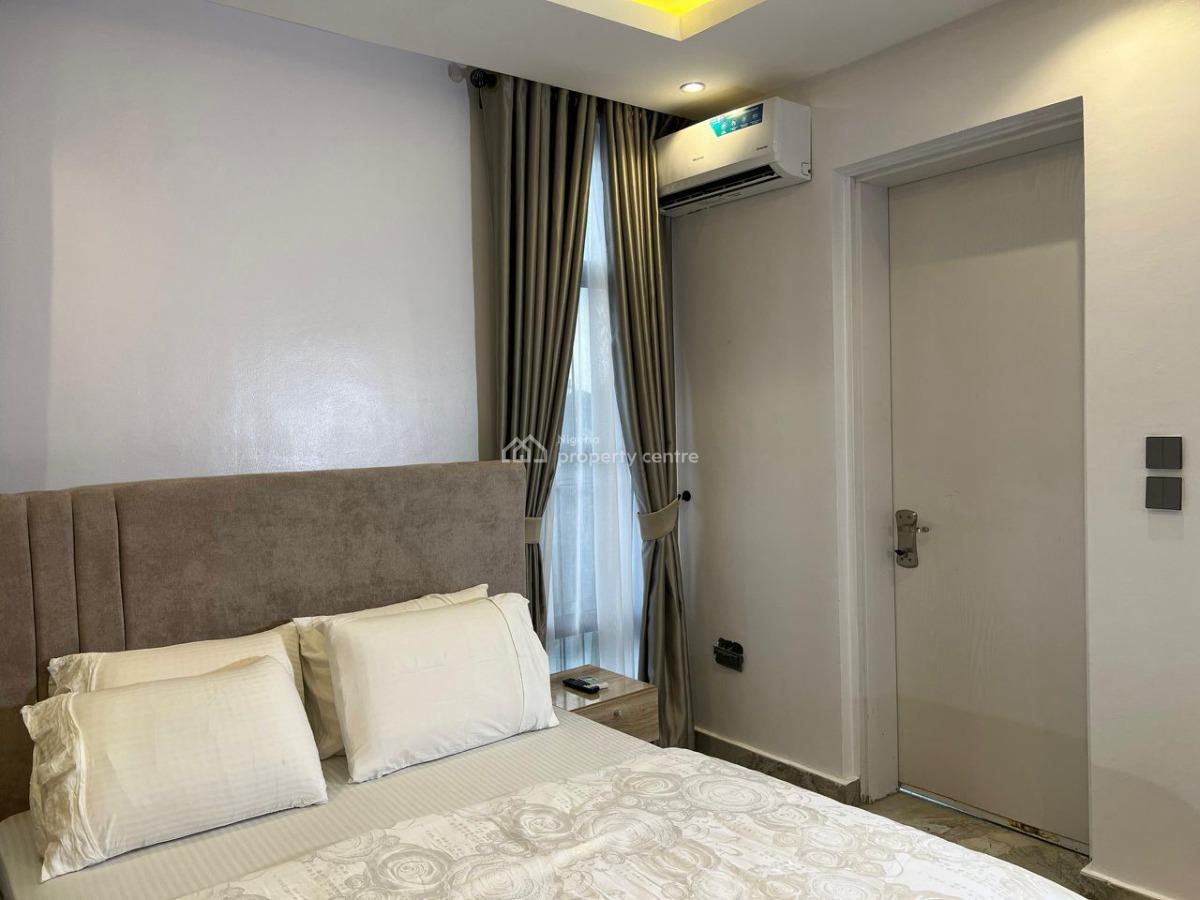 Classic & Beautiful New 4 Bedroom Apartment, Off Isaac John Street, Ikeja Gra, Ikeja, Lagos, Flat / Apartment Short Let