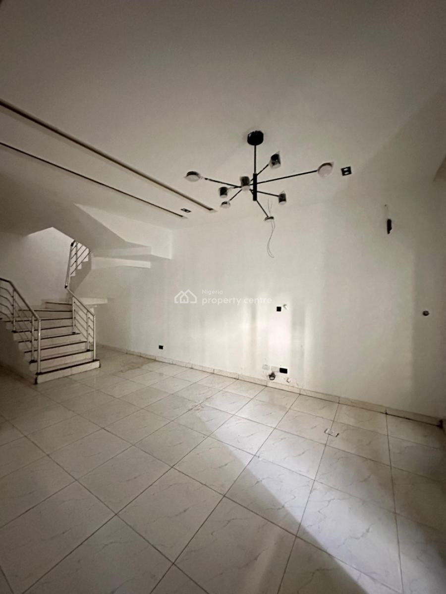 Modern 4-bedroom Semi-detached Duplex with Bq, Modern 4-bedroom Semi-detached Duplex with Bq in Orchid, Lekki, Lagos, Semi-detached Duplex for Sale