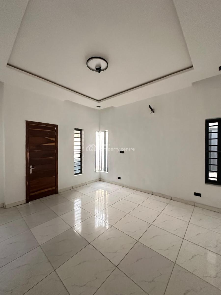 Modern 4-bedroom Semi-detached Duplex with Bq, Modern 4-bedroom Semi-detached Duplex with Bq in Orchid, Lekki, Lagos, Semi-detached Duplex for Sale