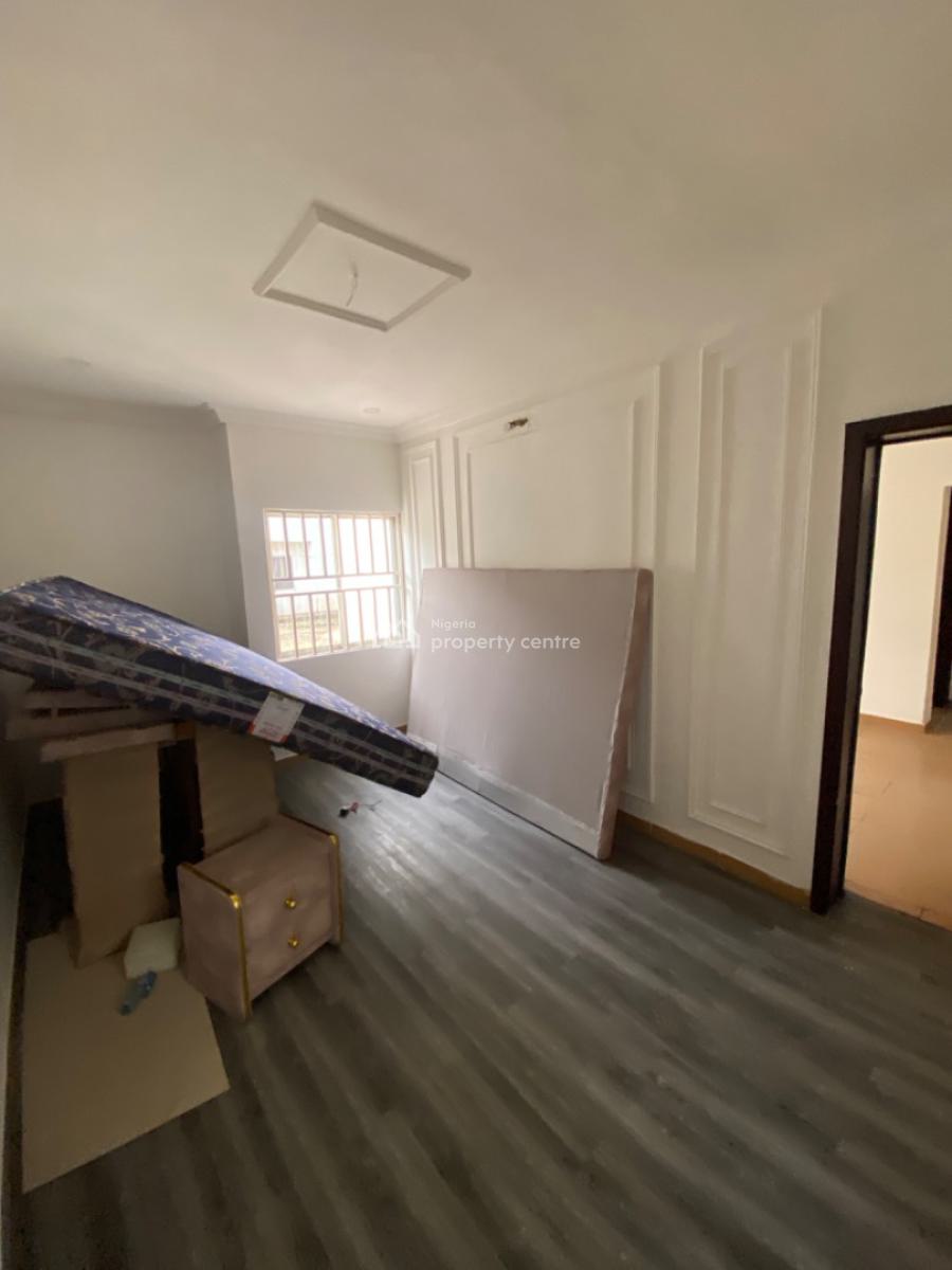 Clean 1 Bedroom Flat, Ground Floor, Well Renovated, By Lake Chad, Maitama District, Abuja, Flat / Apartment for Rent