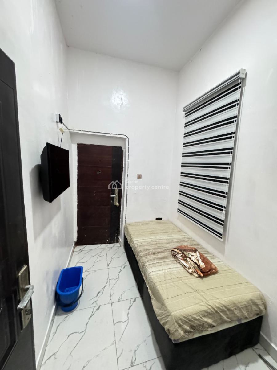 Furnished One Bedroom Boys Quarters, Chevron, Lekki, Lagos, Self Contain (single Rooms) for Rent