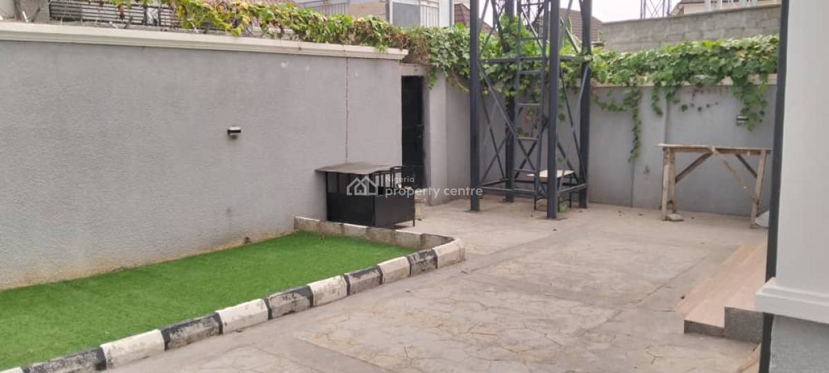 Luxurious 4-bedroom Terrace Duplex Corner Piece with Bq, Asokoro District, Abuja, Terraced Duplex for Rent