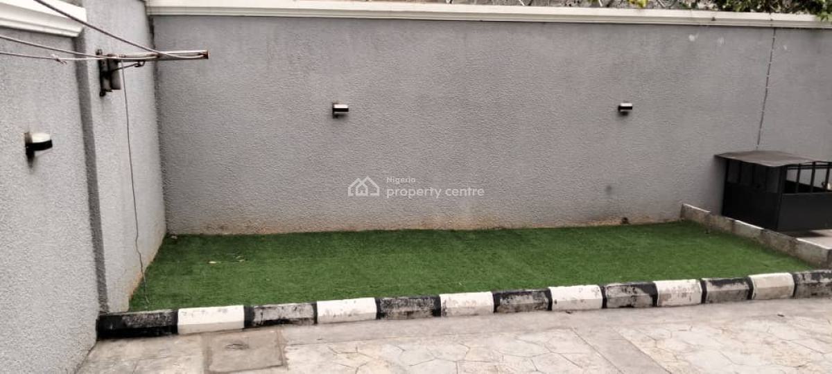Luxurious 4-bedroom Terrace Duplex Corner Piece with Bq, Asokoro District, Abuja, Terraced Duplex for Rent