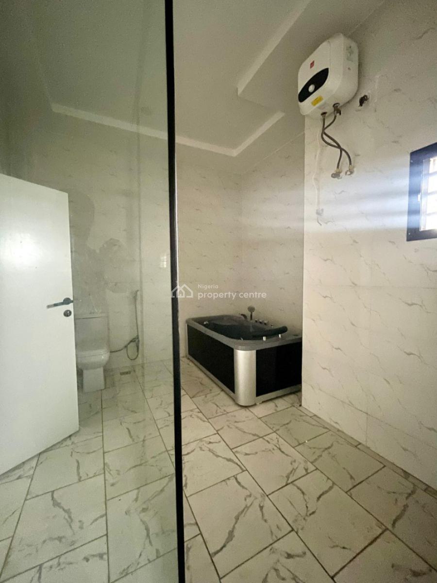 Luxurious and Standard 4 Bedrooms Terraced Duplex with Bq., Dawaki, Gwarinpa, Abuja, Terraced Duplex for Sale