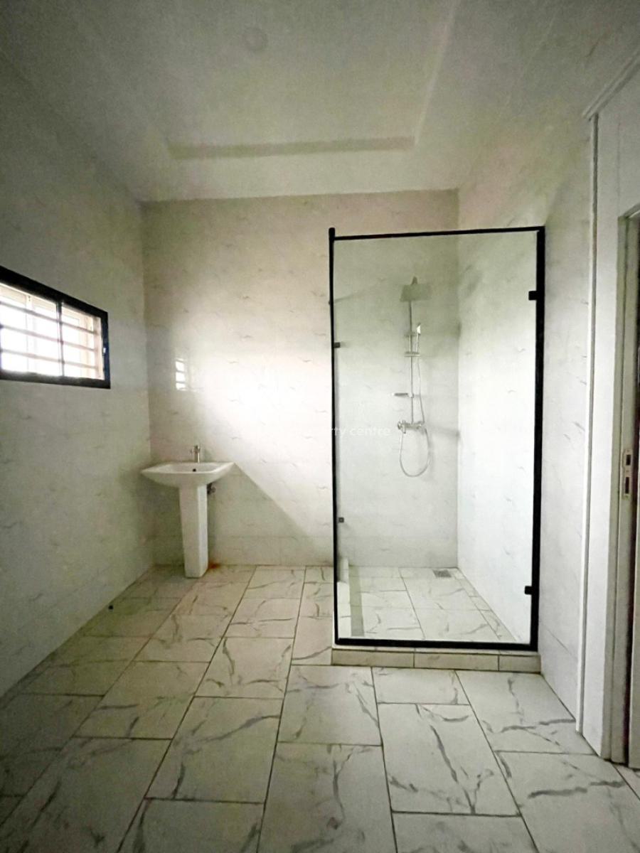 Luxurious and Standard 4 Bedrooms Terraced Duplex with Bq., Dawaki, Gwarinpa, Abuja, Terraced Duplex for Sale