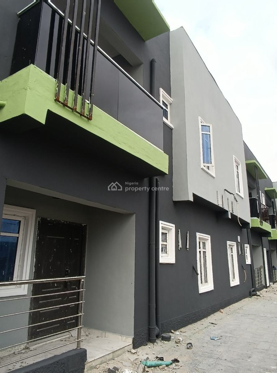 a Brand New 2 Bedroom Flat, Before Shoprite, Opposite Thera Peace, Lekki Phase 2, Lekki, Lagos, Flat / Apartment for Rent