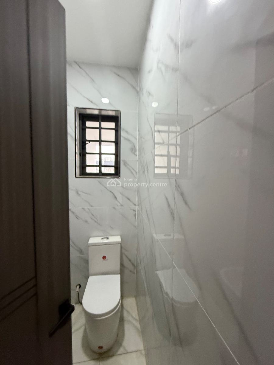 Beautiful Self Compound 4 Bedrooms Terraced Duplex in Nice Estate, Off Admiralty Way, Lekki Phase 1, Lekki, Lagos, Terraced Duplex for Sale