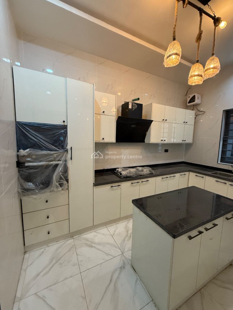 Beautiful Self Compound 4 Bedrooms Terraced Duplex in Nice Estate, Off Admiralty Way, Lekki Phase 1, Lekki, Lagos, Terraced Duplex for Sale