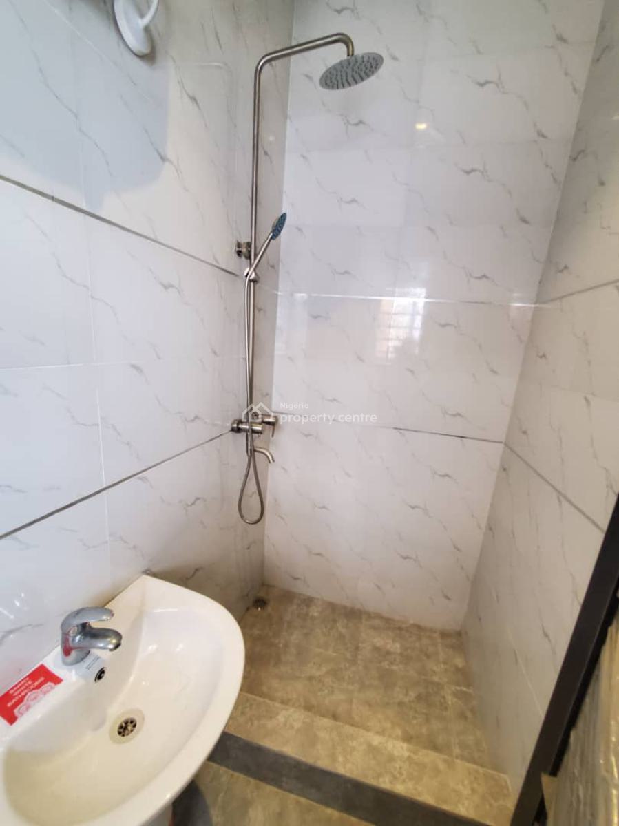 Fully Serviced and Brand New 2 Bedroom Apartment with Pool & Gym, Osapa, Lekki, Lagos, Flat / Apartment for Rent