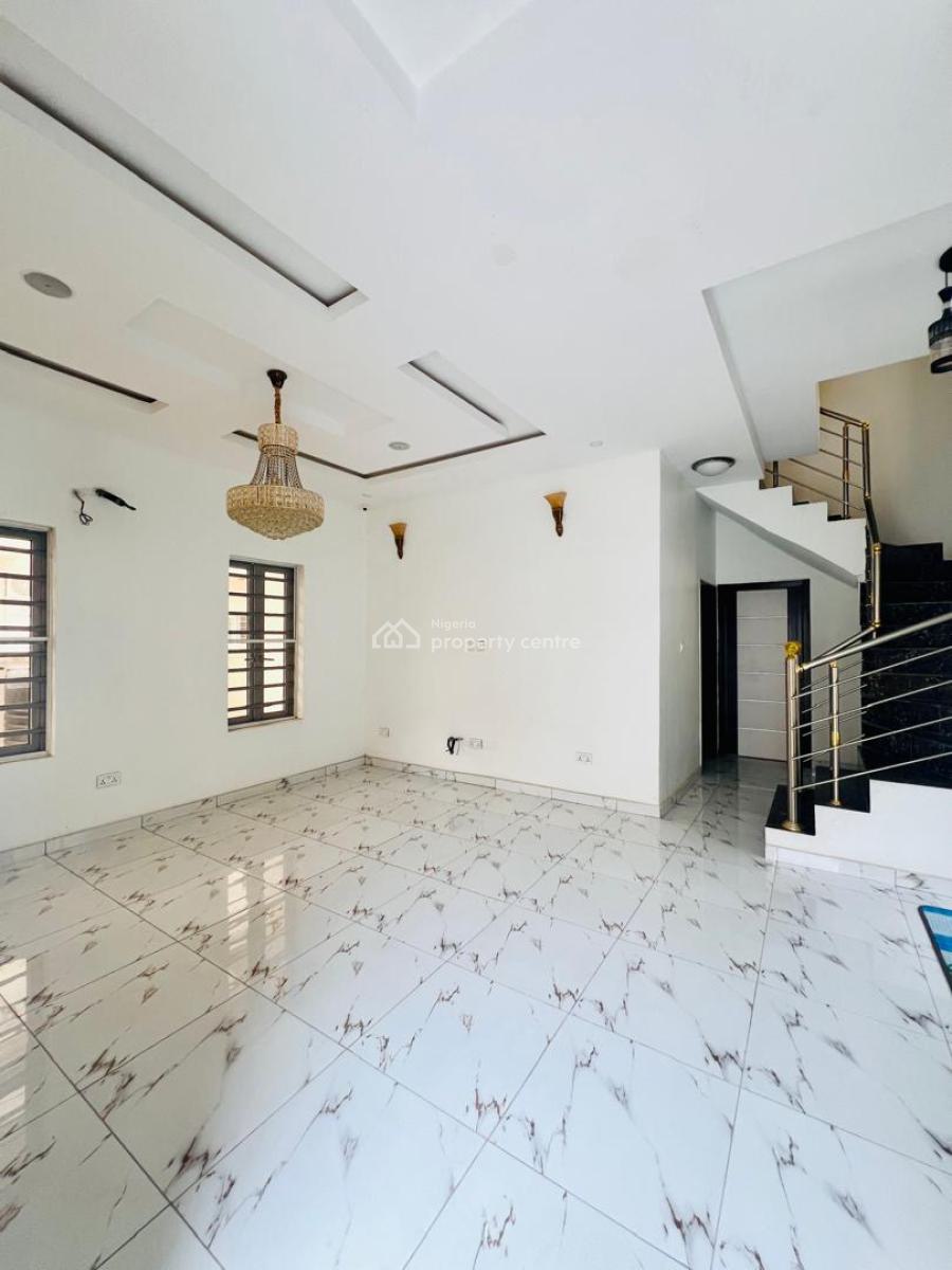 4 Bedrooms Detached Duplex with Bq, Ikota, Lekki, Lagos, Detached Duplex for Sale