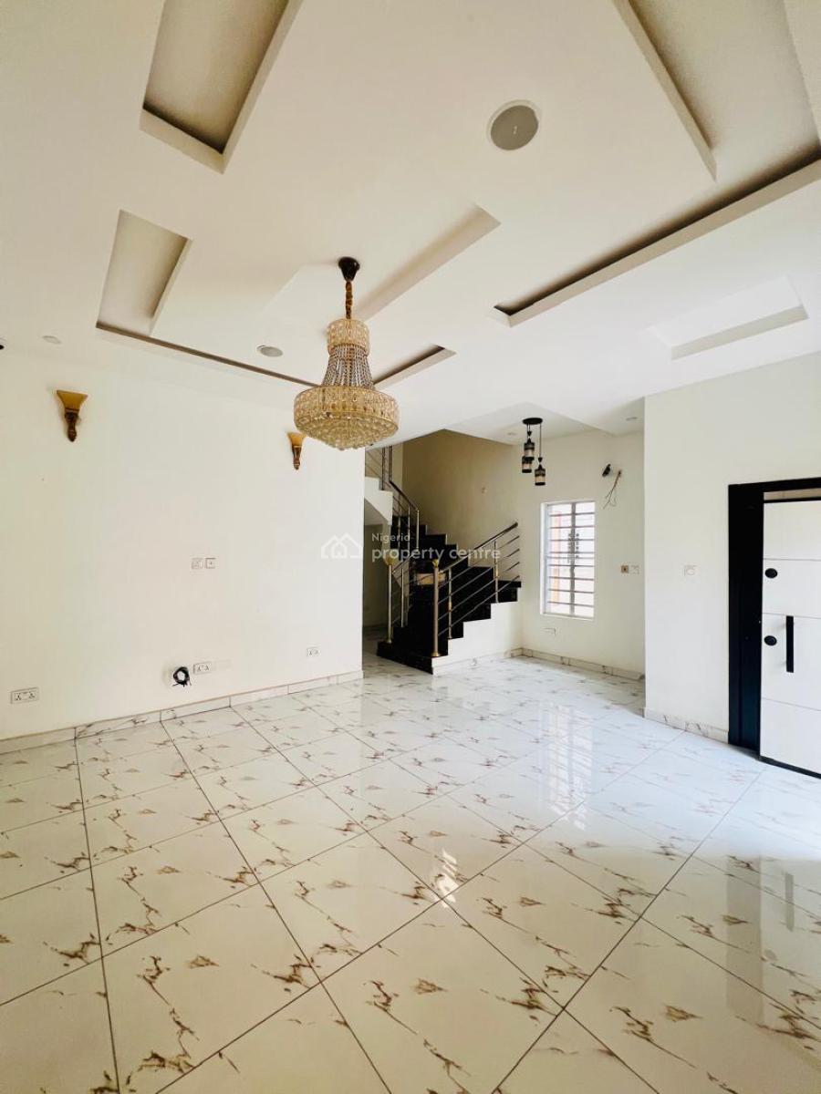 4 Bedrooms Detached Duplex with Bq, Ikota, Lekki, Lagos, Detached Duplex for Sale
