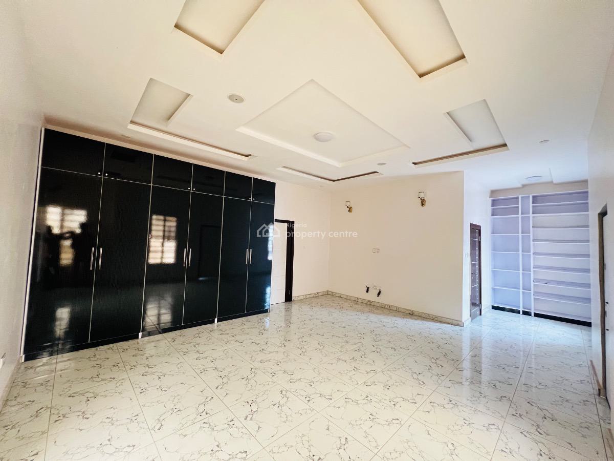 4 Bedrooms Detached Duplex with Bq, Ikota, Lekki, Lagos, Detached Duplex for Sale