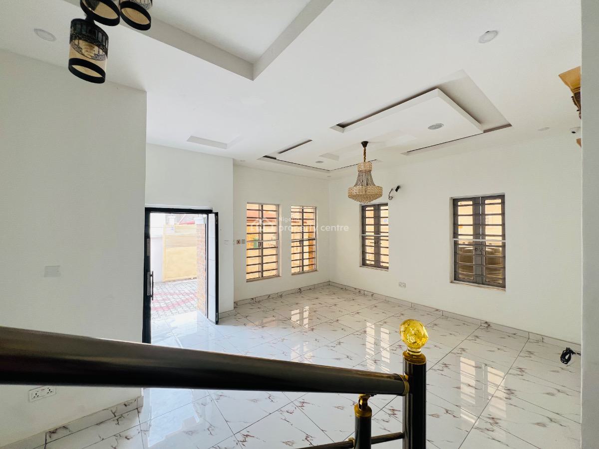 4 Bedrooms Detached Duplex with Bq, Ikota, Lekki, Lagos, Detached Duplex for Sale