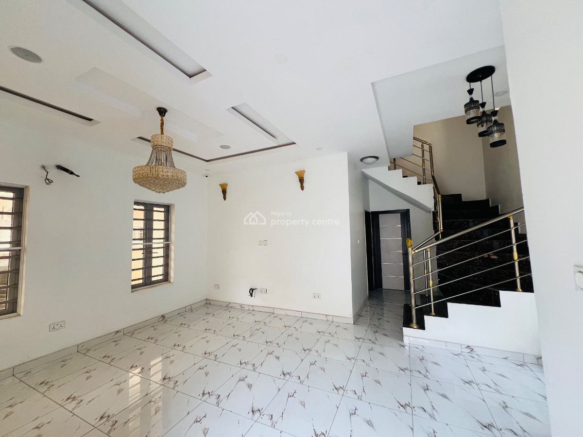 4 Bedrooms Detached Duplex with Bq, Ikota, Lekki, Lagos, Detached Duplex for Sale