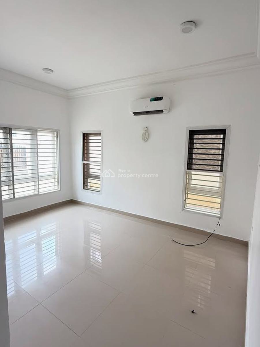 Very Spacious and Clean 3 Bedroom Flat, Gilmore, Jahi, Abuja, Flat / Apartment for Rent