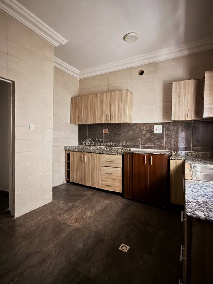 Very Spacious and Clean 3 Bedroom Flat, Gilmore, Jahi, Abuja, Flat / Apartment for Rent