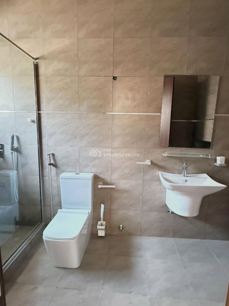 Newly Built 5 Bedrooms Terraced Duplex with Bq, Guzape District, Abuja, Terraced Duplex for Rent