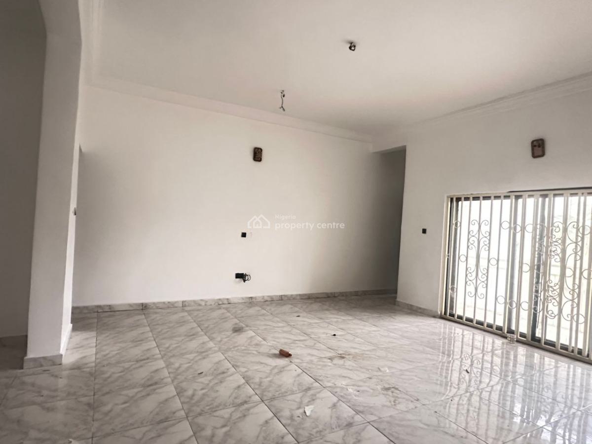 Very Spacious Serviced 3 Bedroom Flat, Gilmore, Jahi, Abuja, Flat / Apartment for Rent