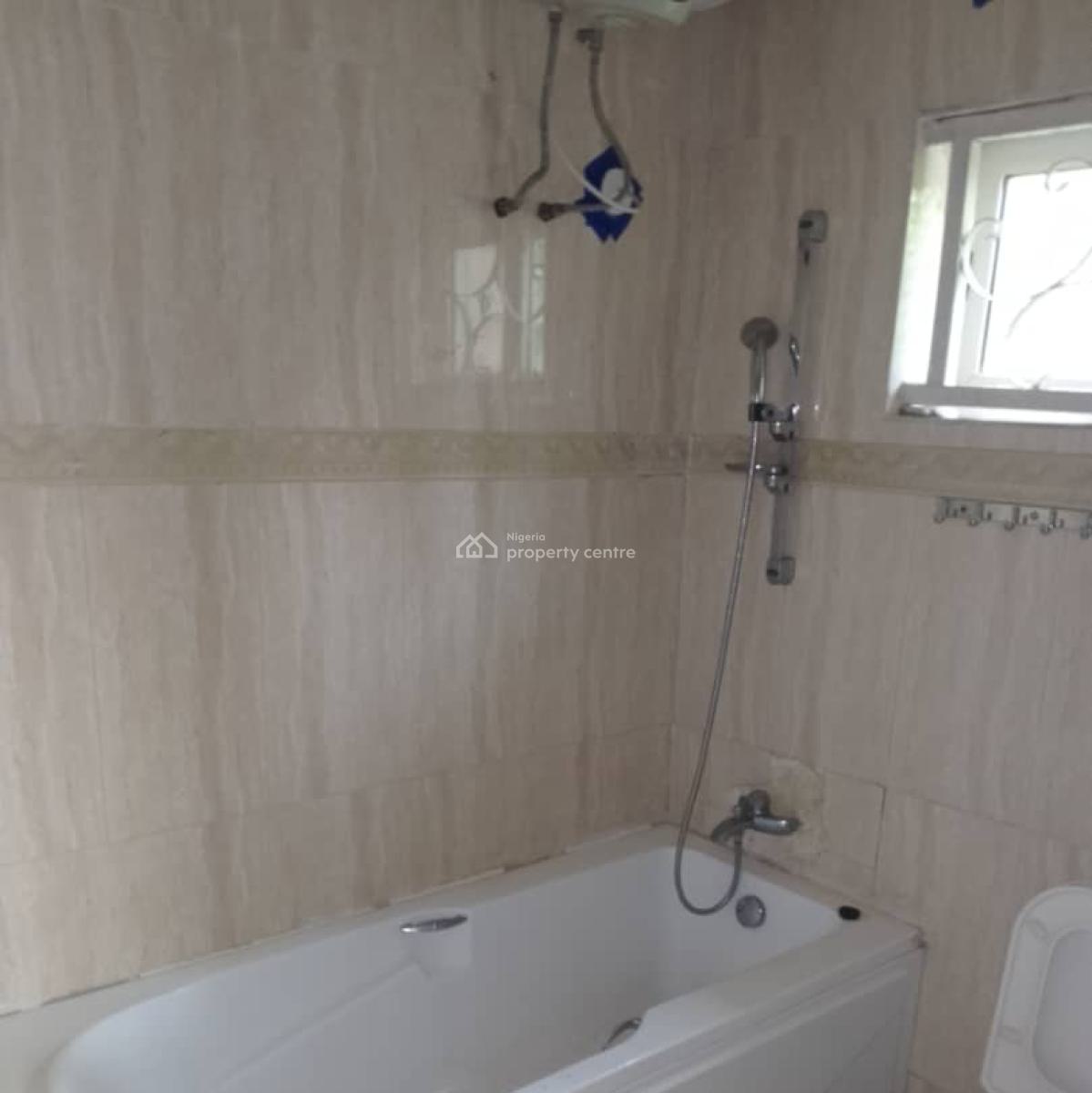Massive 4-bedroom Detached Duplex with 1-bedroom Bq, 6th Avenue, Gwarinpa, Abuja, Detached Duplex for Rent