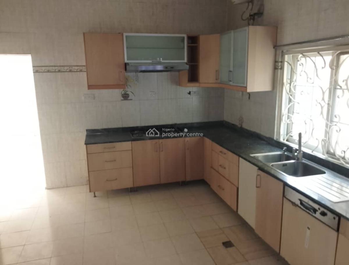 Massive 4-bedroom Detached Duplex with 1-bedroom Bq, 6th Avenue, Gwarinpa, Abuja, Detached Duplex for Rent