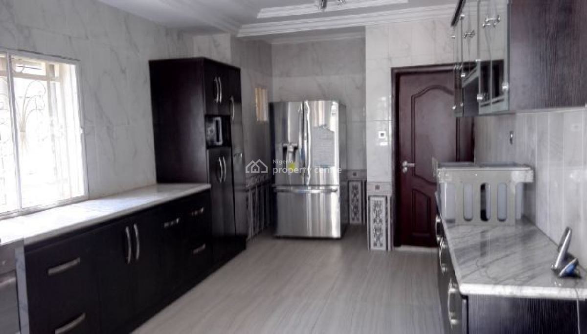 Luxurious 5 with Penthouse Duplex, Gaduwa, Abuja, Detached Duplex for Sale