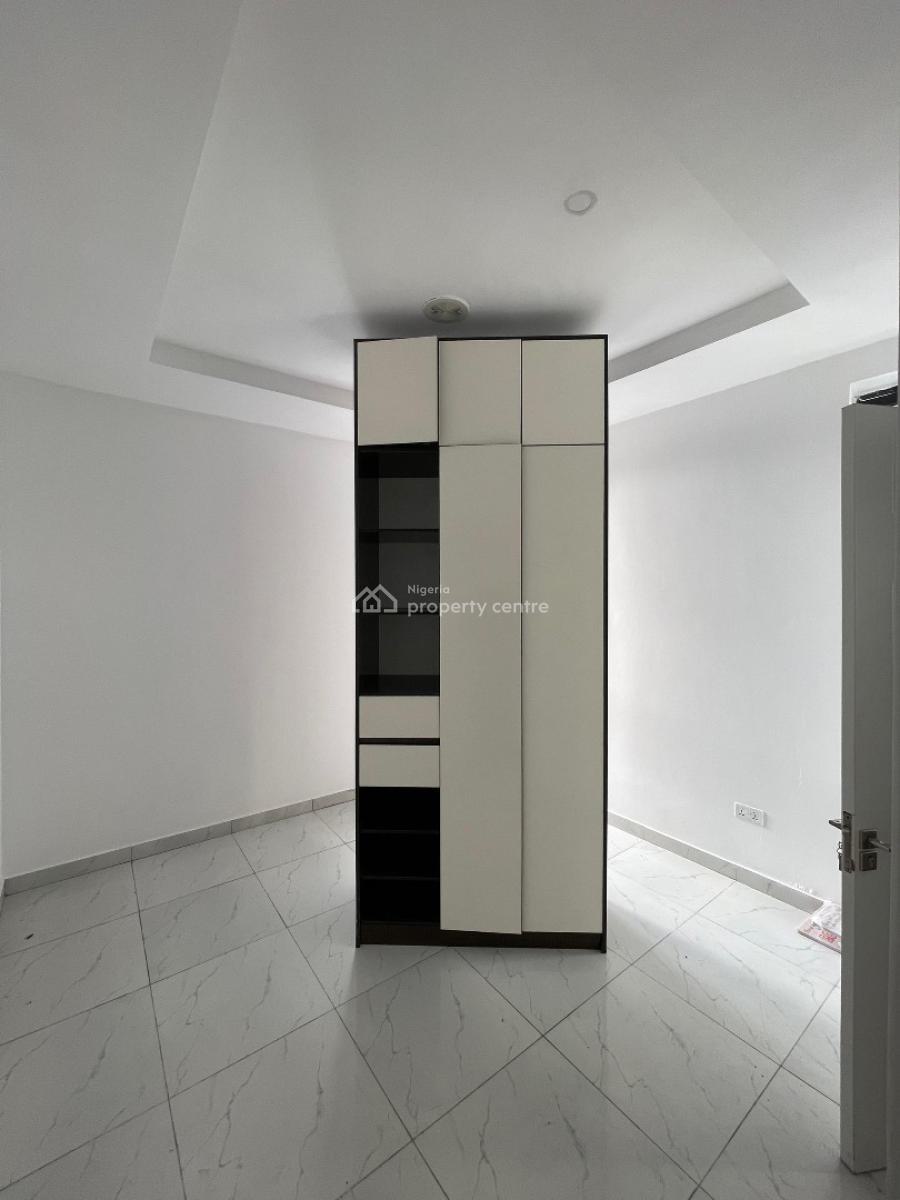 Stunning and Luxurious 2 Bedroom Apartment, Agungi, Lekki, Lagos, Flat / Apartment for Sale