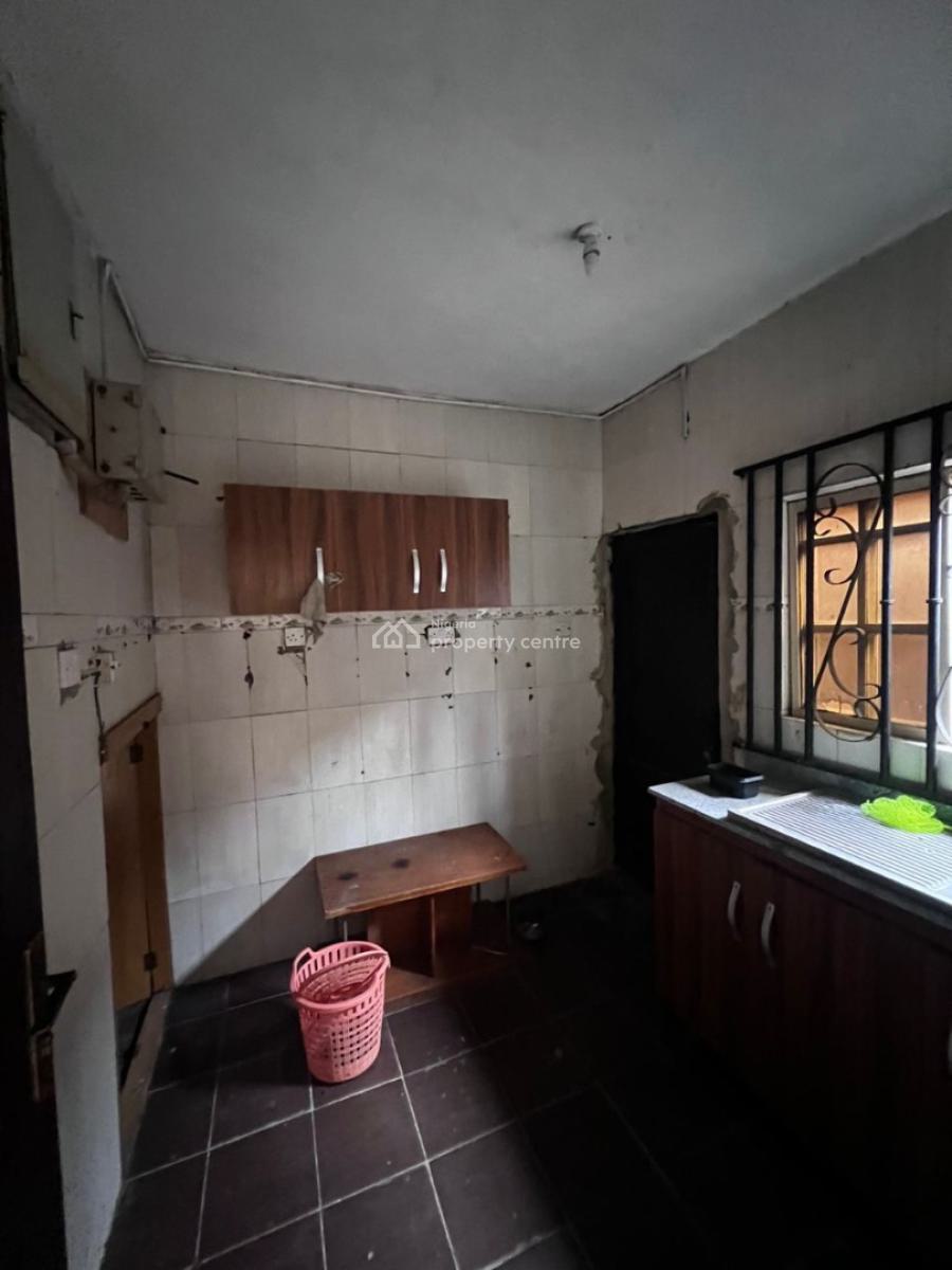 2 Bedroom Apartment, Ilaje, Ajah, Lagos, Flat / Apartment for Rent