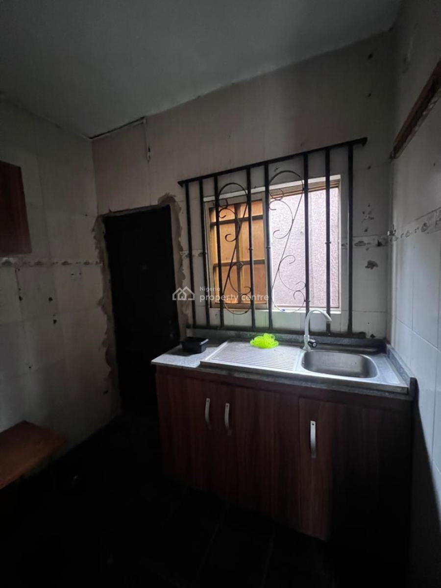 2 Bedroom Apartment, Ilaje, Ajah, Lagos, Flat / Apartment for Rent