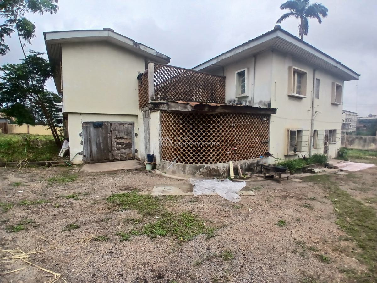 3583.2995 Square Meters of Land with a Demolishable Twin Duplex on It., Plot 86, Commercial Reservation, Onireke Quarters, Ibadan, Oyo, Mixed-use Land for Sale