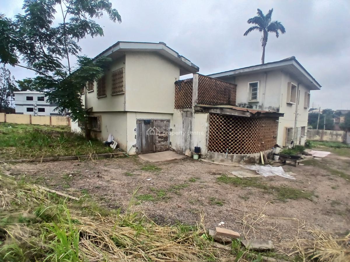 3583.2995 Square Meters of Land with a Demolishable Twin Duplex on It., Plot 86, Commercial Reservation, Onireke Quarters, Ibadan, Oyo, Mixed-use Land for Sale