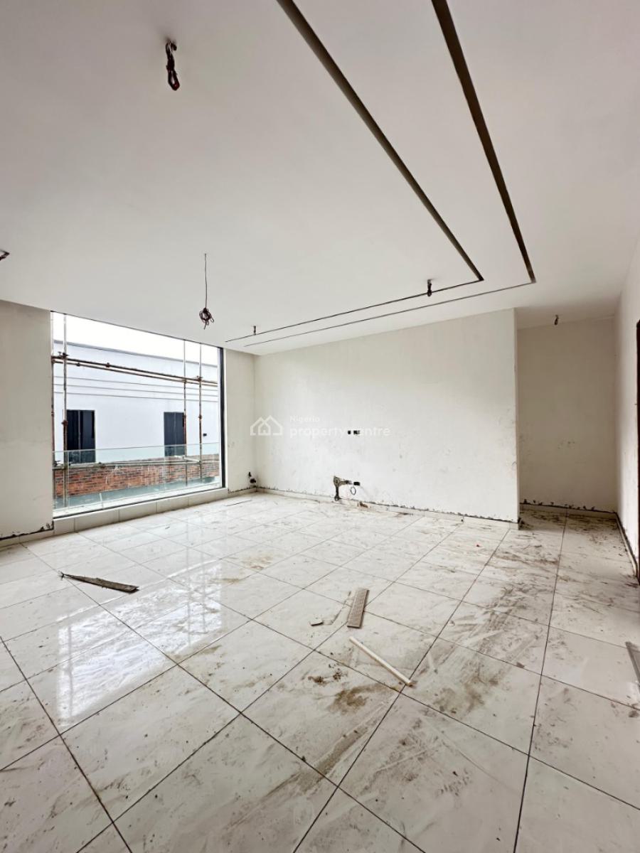 Spacious 2 Bedroom Apartment with a Reception, Elevator, Pool and Gym., Lekki Phase 1, Lekki, Lagos, Flat / Apartment for Sale