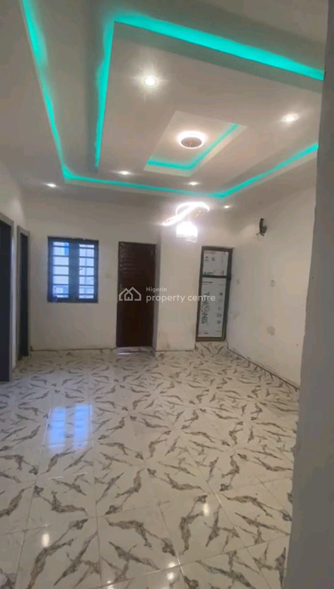 Newly Built, Spacious 2-bedroom Upflat, Ijagbemi Street Off Pedro Road, Gbagada, Lagos, Flat / Apartment for Sale