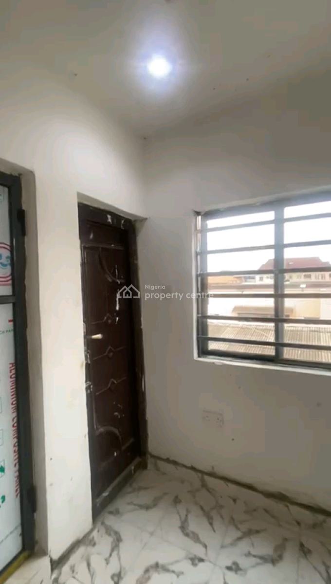 Newly Built, Spacious 2-bedroom Upflat, Ijagbemi Street Off Pedro Road, Gbagada, Lagos, Flat / Apartment for Sale