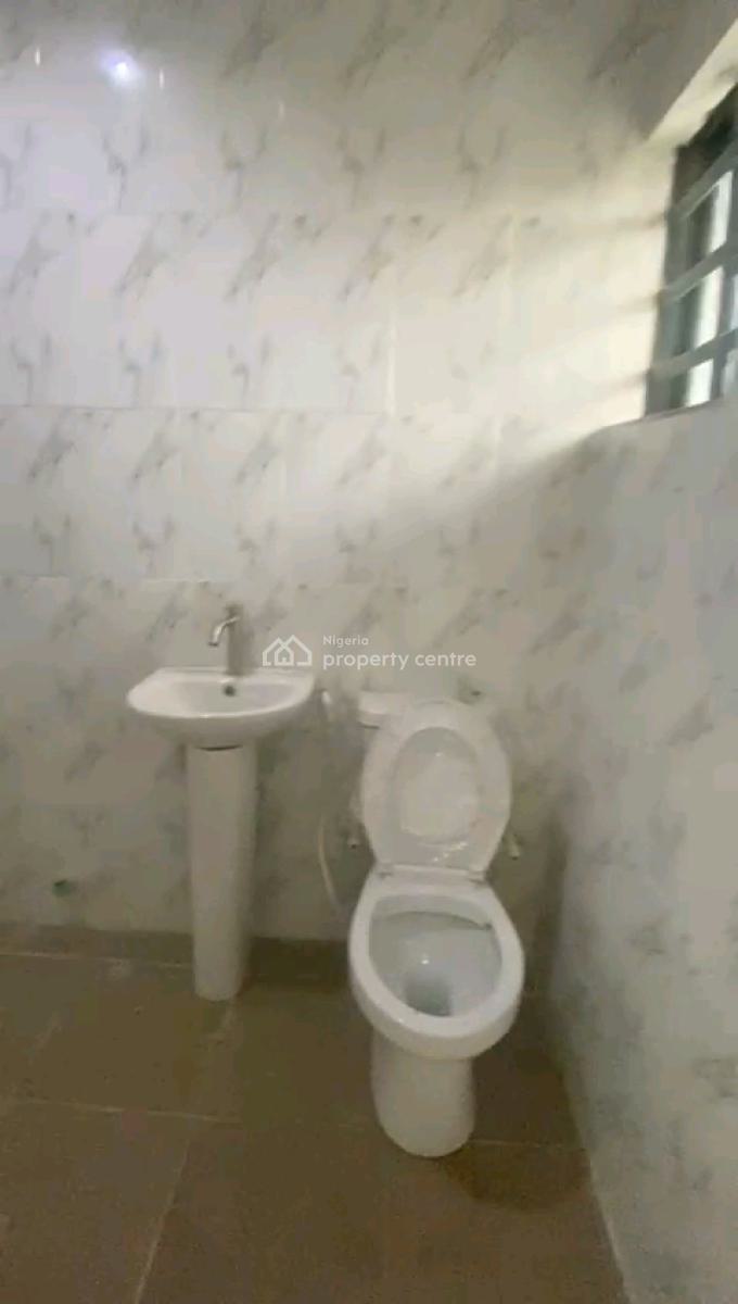 Newly Built, Spacious 2-bedroom Upflat, Ijagbemi Street Off Pedro Road, Gbagada, Lagos, Flat / Apartment for Sale