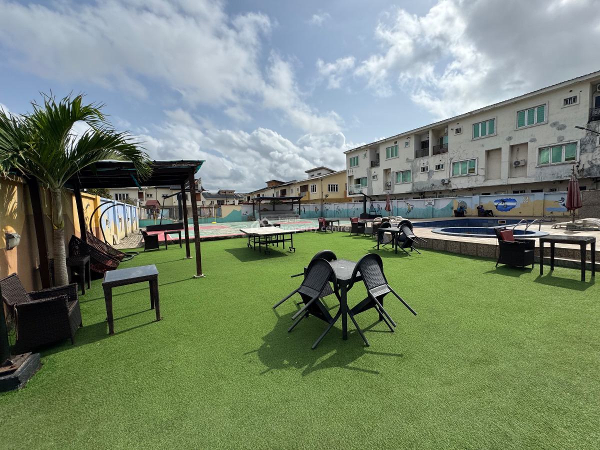 a Luxury 1 Bedroom in a Fully Serviced Estate, By Meadow Hall Way, Ikate, Lekki, Lagos, Mini Flat (room and Parlour) for Rent