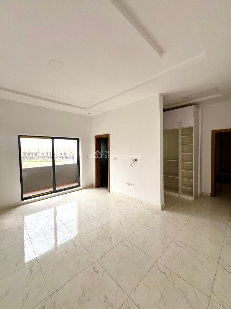 Newly Built 2 Bedroom Apartment with Bq and Gym, Lekki Phase 1, Lekki, Lagos, Flat / Apartment for Sale