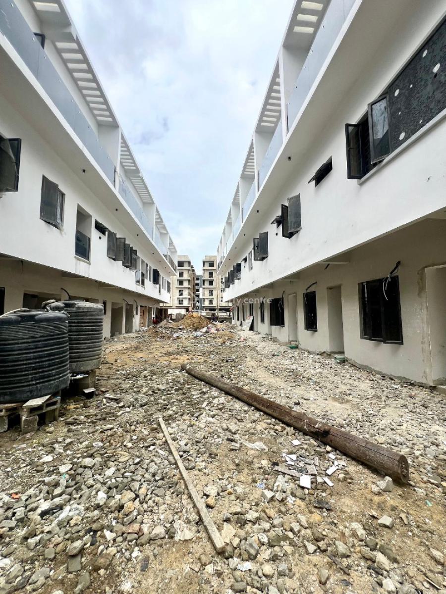 Most Sought After 2 Bedroom Duplex with Bq, Lekki Phase 1, Lekki, Lagos, Semi-detached Duplex for Sale