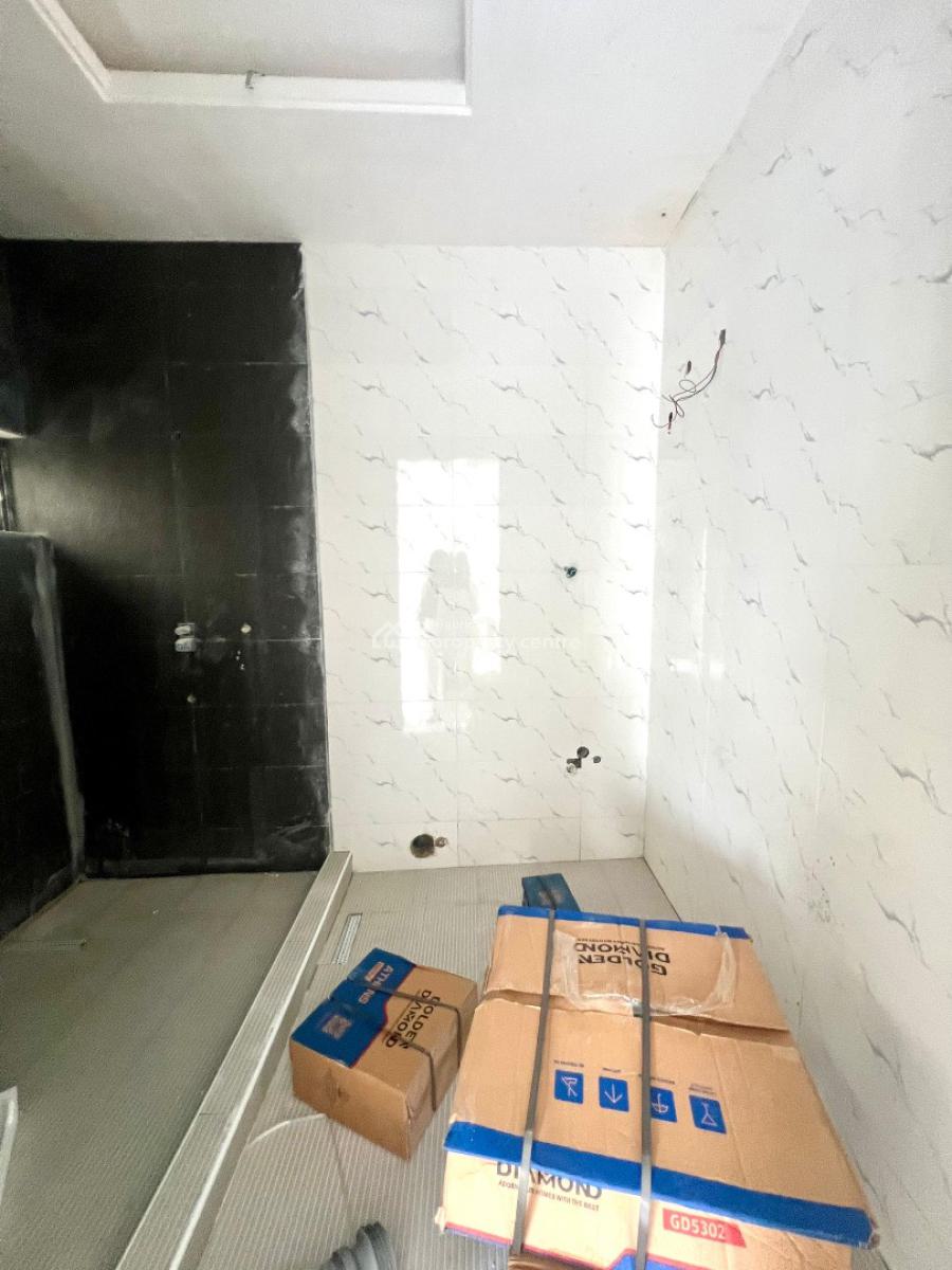 Most Sought After 2 Bedroom Duplex with Bq, Lekki Phase 1, Lekki, Lagos, Semi-detached Duplex for Sale