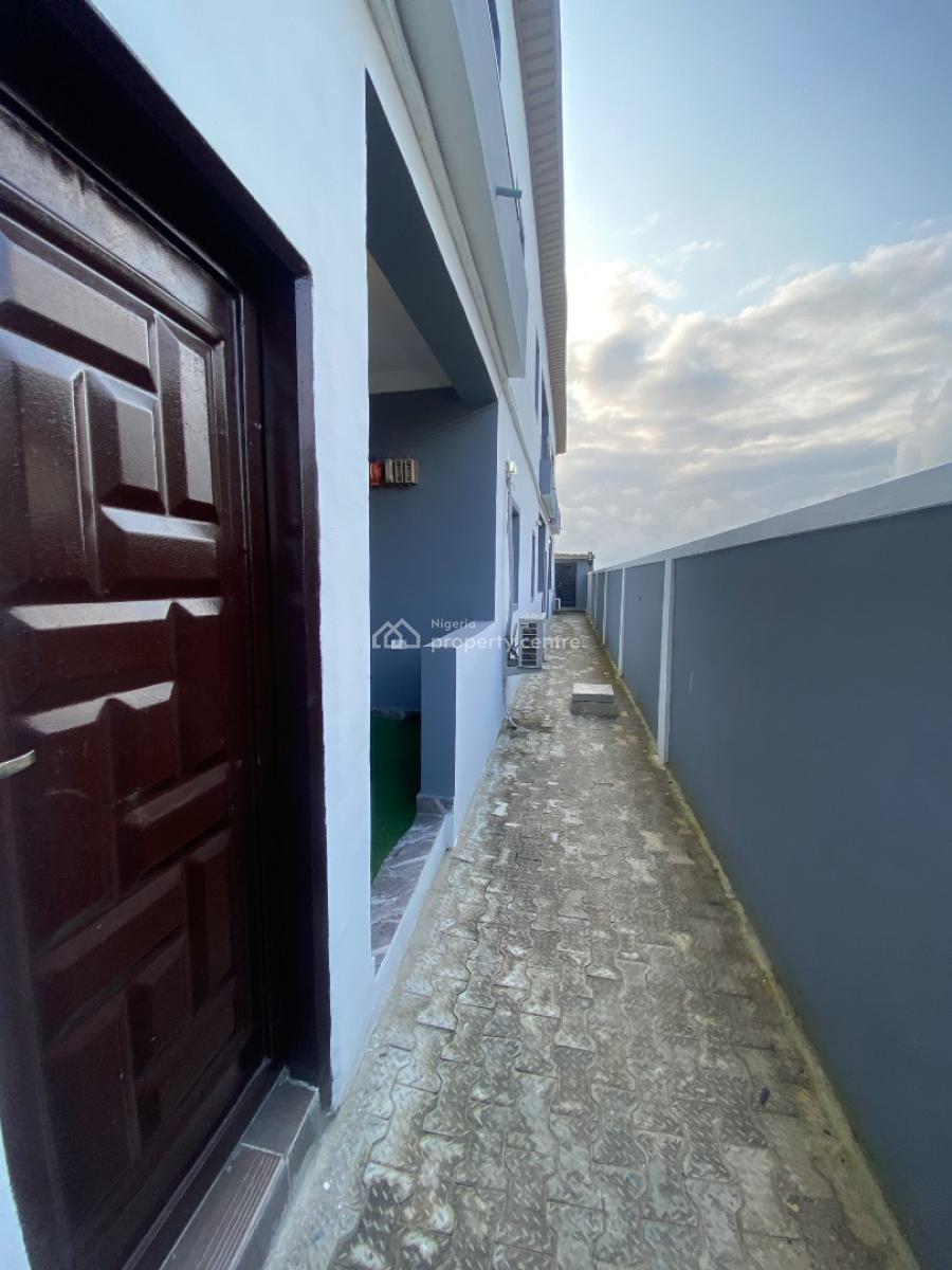 Super Luxurious Mini Flat Located in a Serene Environment, Alashela Royal Estate, Ogombo, Ajah, Lagos, Mini Flat (room and Parlour) for Rent