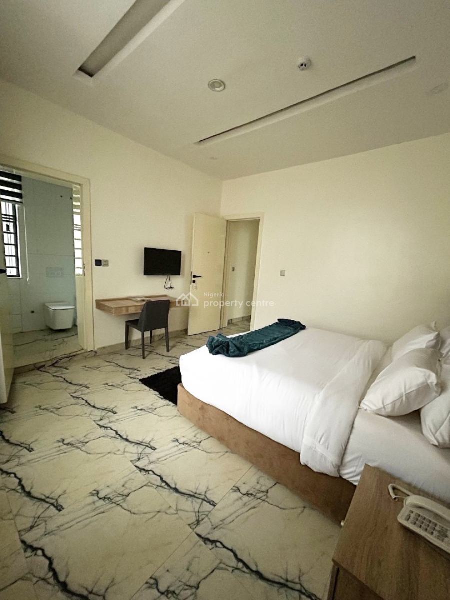 Fully Furnished 3 Bedrooms Flat in Secured Area, Ikeja Gra, Ikeja, Lagos, Flat / Apartment for Sale