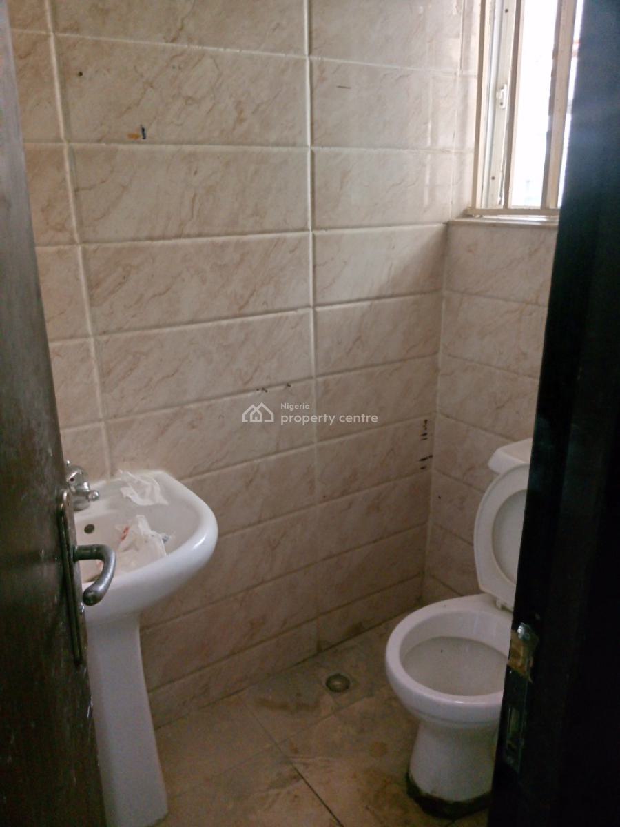 Self Serviced 3 Terrace, Osapa, Lekki, Lagos, Terraced Duplex for Rent