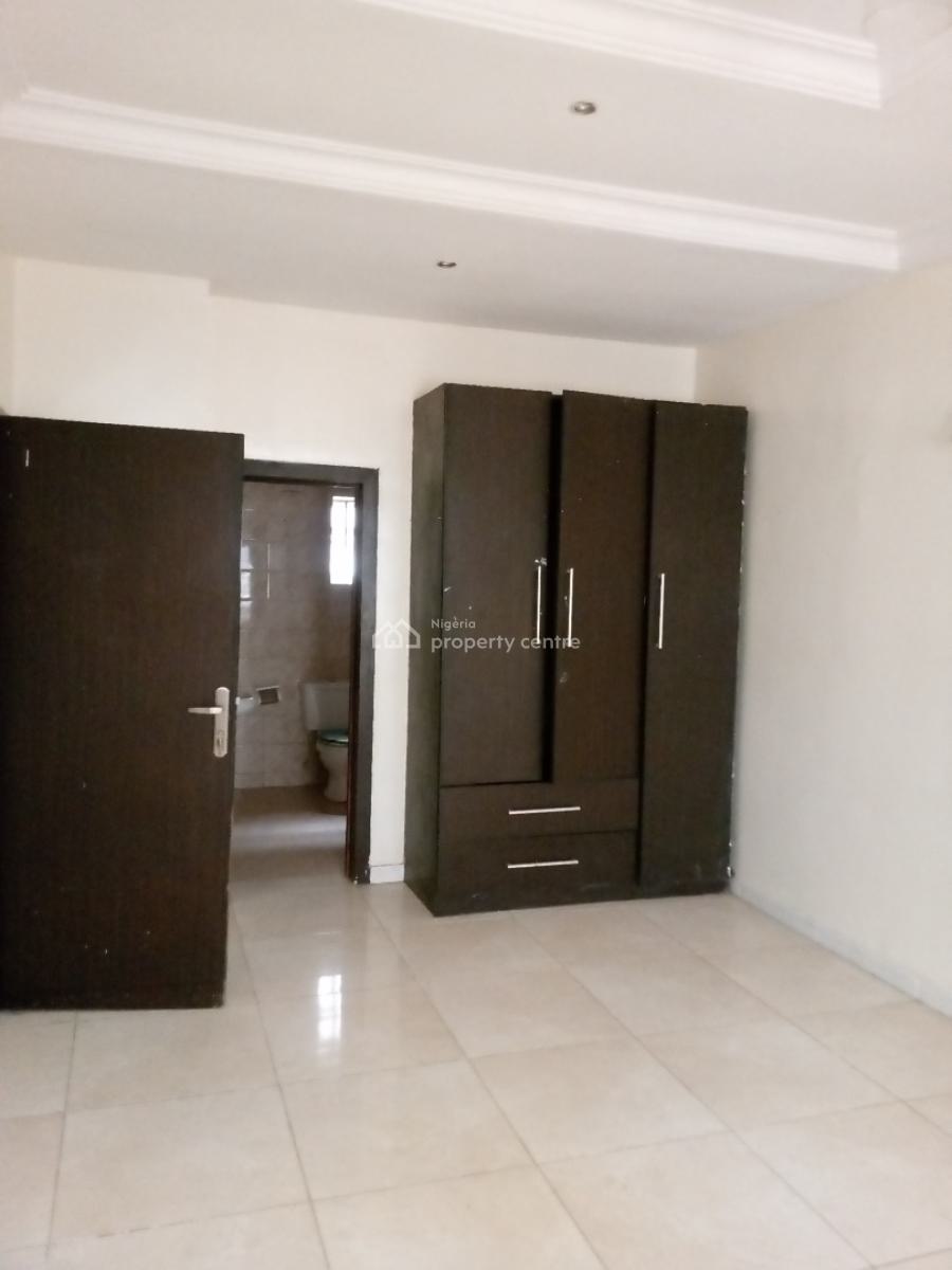 Self Serviced 3 Terrace, Osapa, Lekki, Lagos, Terraced Duplex for Rent