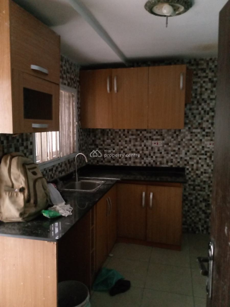 Self Serviced 3 Terrace, Osapa, Lekki, Lagos, Terraced Duplex for Rent