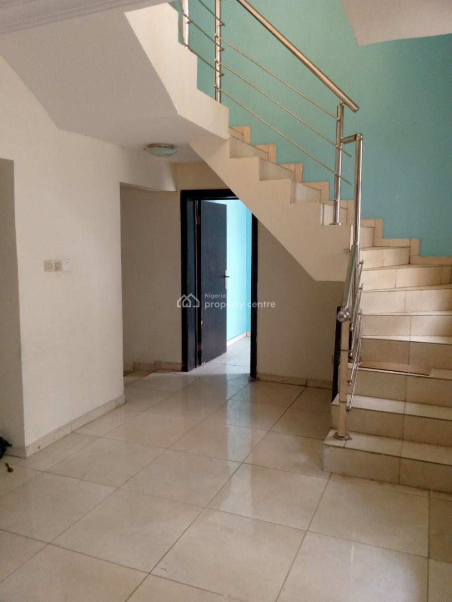 Self Serviced 3 Terrace, Osapa, Lekki, Lagos, Terraced Duplex for Rent