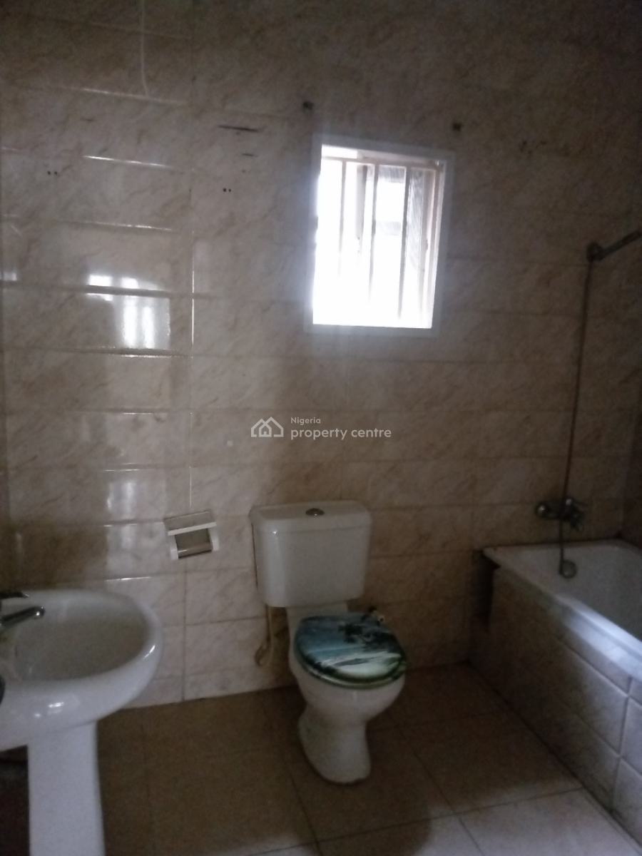 Self Serviced 3 Terrace, Osapa, Lekki, Lagos, Terraced Duplex for Rent